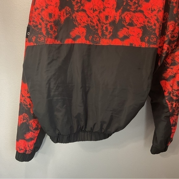 Alo yoga ROSES FREERIDER JACKET cherry and black color Small - Picture 11 of 14